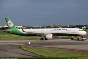B-16221_1_16PX.jpg