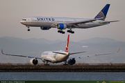 N782UA_1_16PX.jpg